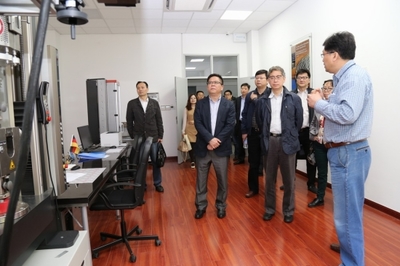 上海市委教育综合改革试点督察组深入校园 实地督察技术推广与软件开发工作